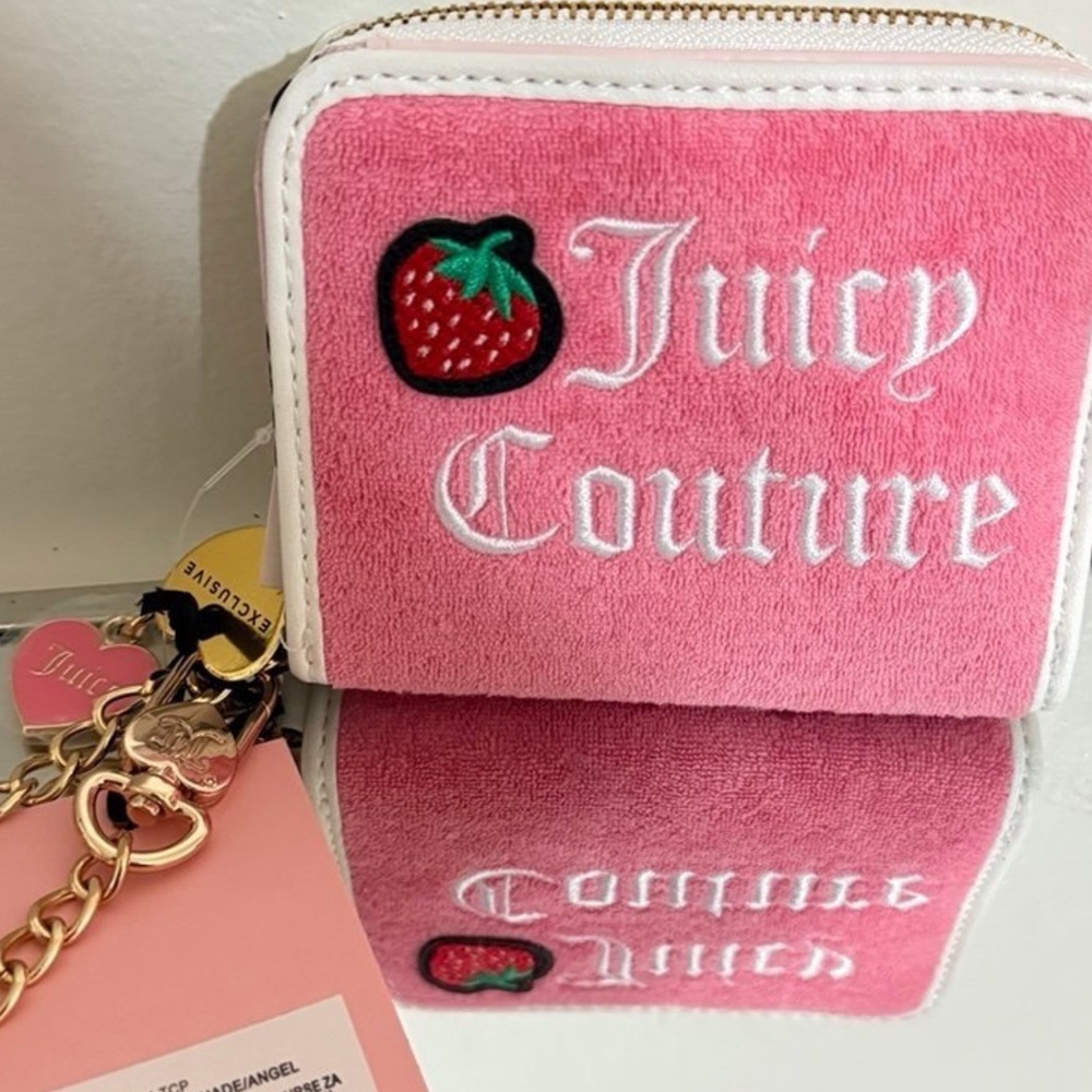 VIRAL Juicy Couture Pink Wallet with Strawberry Patch!!